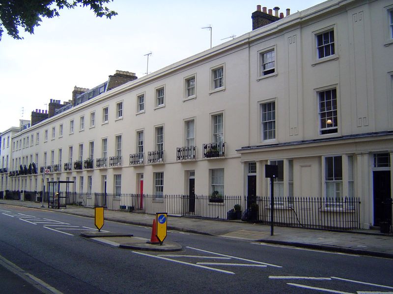 On the back side, there's a further rank of less prestigious homes.