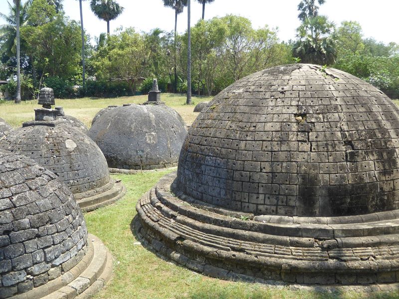 The graves were discovered early in the 20th century and have been partly restored.
