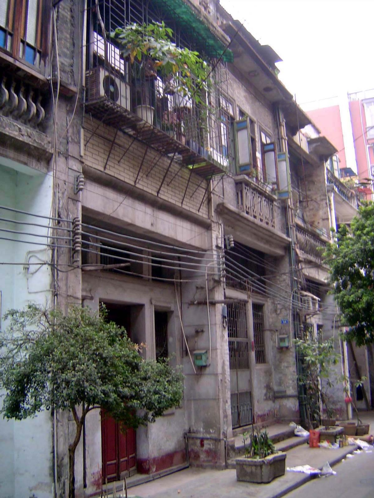 The general pattern is of two-story row houses.