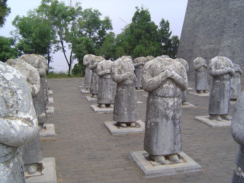 At the foot of the mountain, and not far from the tunnel entrance, statues of 61 vassal-state envoys suggest the funeral that took place her
