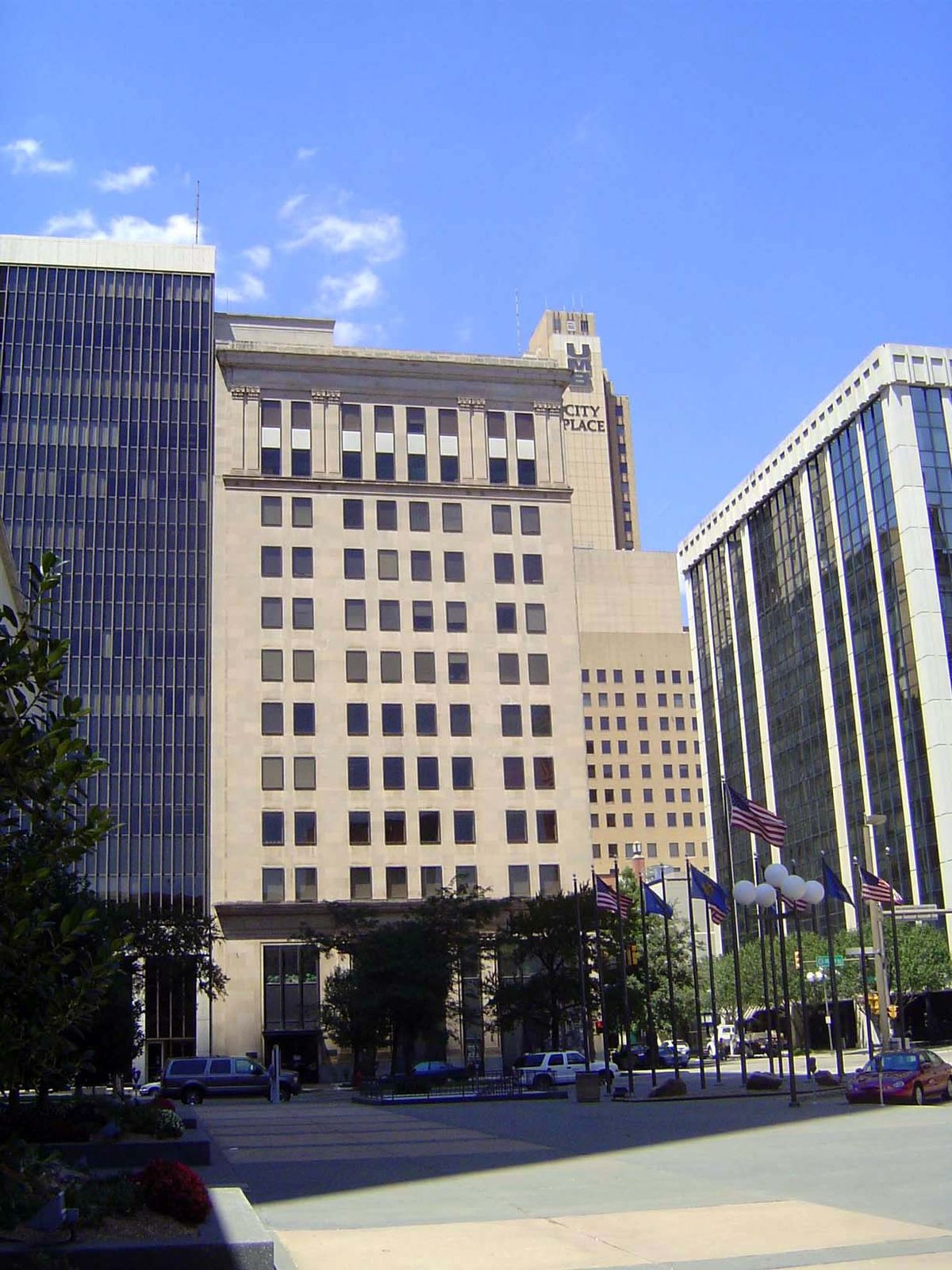 The Medical Arts building of 1925, stripped of its classical detailing. The place was once filled with a hundred medical offices.