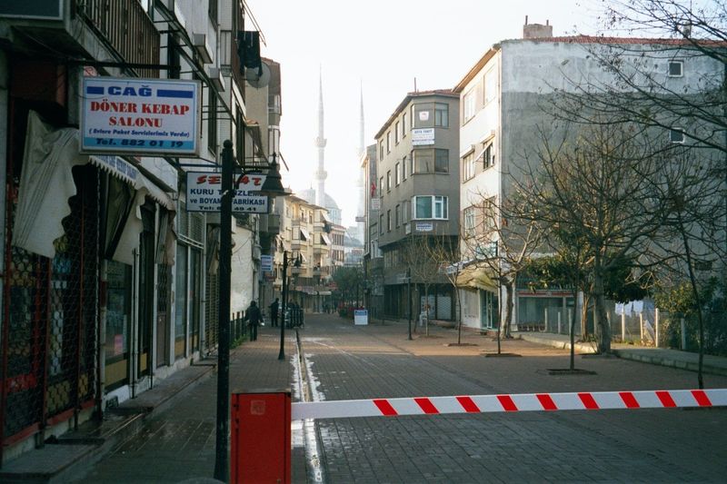 Gates on the downtown streets keep traffic to a minimum.