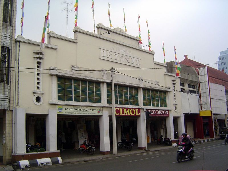 An auto dealer.