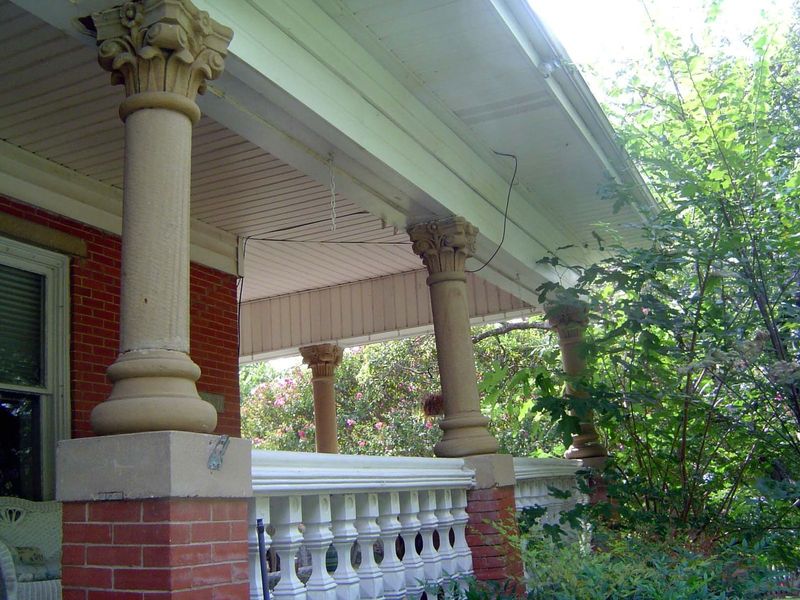 Many houses of this vintage are scattered around the city. Many and perhaps most are not in Dallas proper but in the small towns that once s