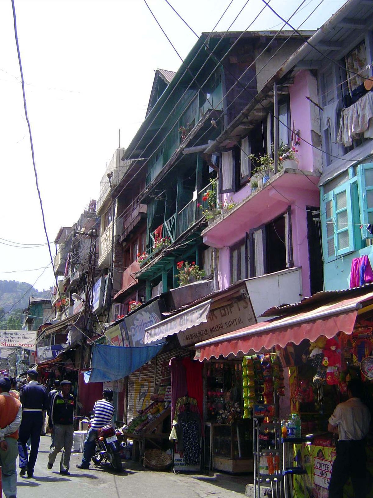 A walk through the bazaar, at the west end of the lake.