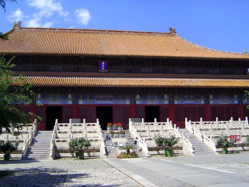 The tomb of the Yongle Emperor, Zhu Di, is, like all the others around it, deep underground, in a tradition that stretches back to the Zhou 