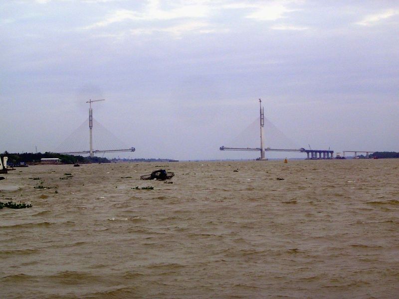 Trouble ahead for the ferrymen: a cable-stayed bridge under construction.