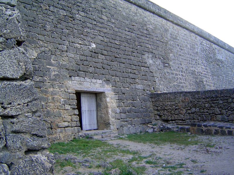 Easy: a door in the fortress wall. It does seem as though the Portuguese were creating an obvious point of attack.