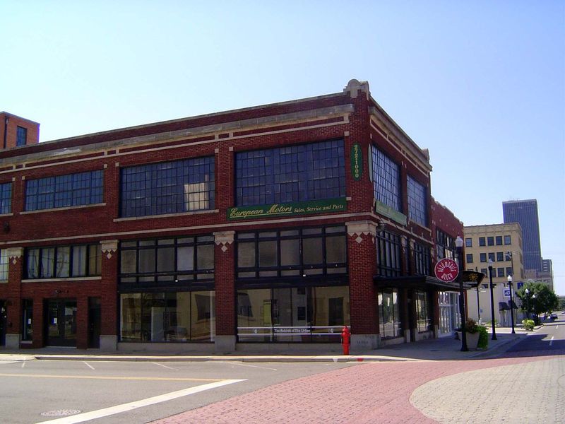 In 1920 this was Shelburne Dodge, Hupmobile, and REO; later, it was used by a tire dealer.