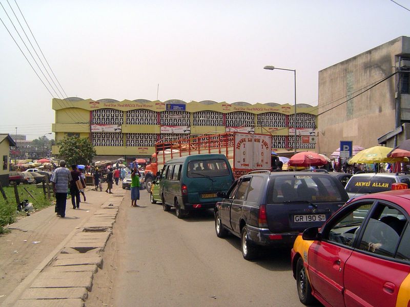 And here's the other market, five miles away in Kaneshie. Parking's a challenge.