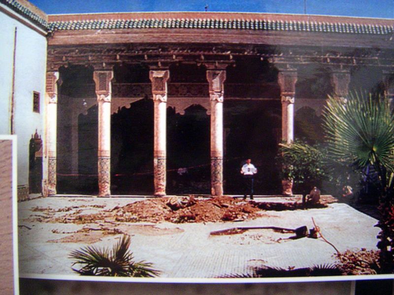 The house prior to restoration, as shown in a photo on one of the museum walls.