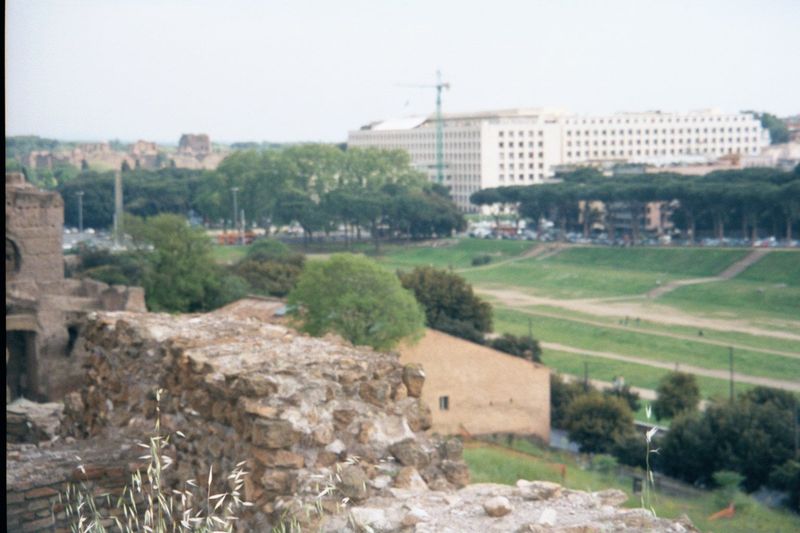 We're atop the Palatine and overlooking the Circus Maximus. Beyond it: a building that did escape the past better than many others. It's fro