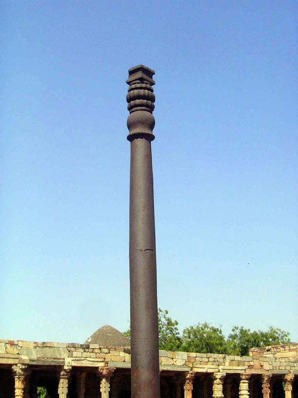 A solid iron shaft 24 feet tall. A Sanskrit inscription suggests that this remarkably rust-proof mass originally stood in front of a Vishnu 