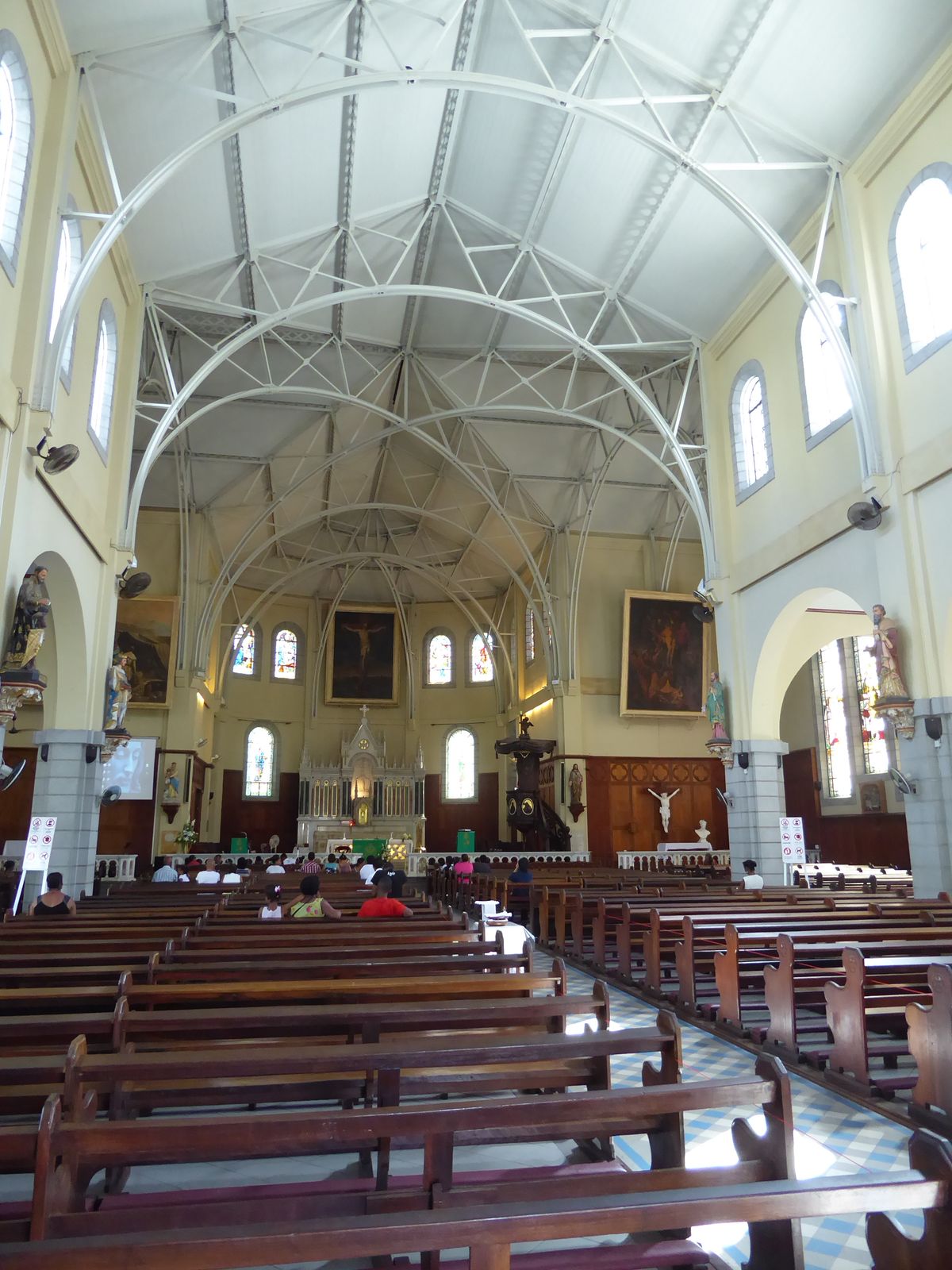 In 1933 it was rebuilt again, this time with an iron frame.