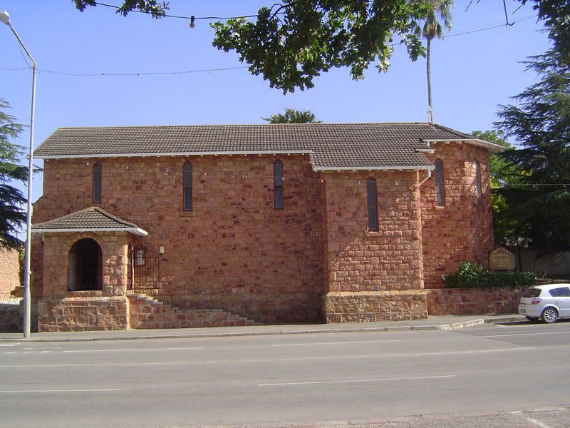 English residents attended Christ Church, built in 1913 to replace an older church. The street was widened in the 1960s, squeezing the churc