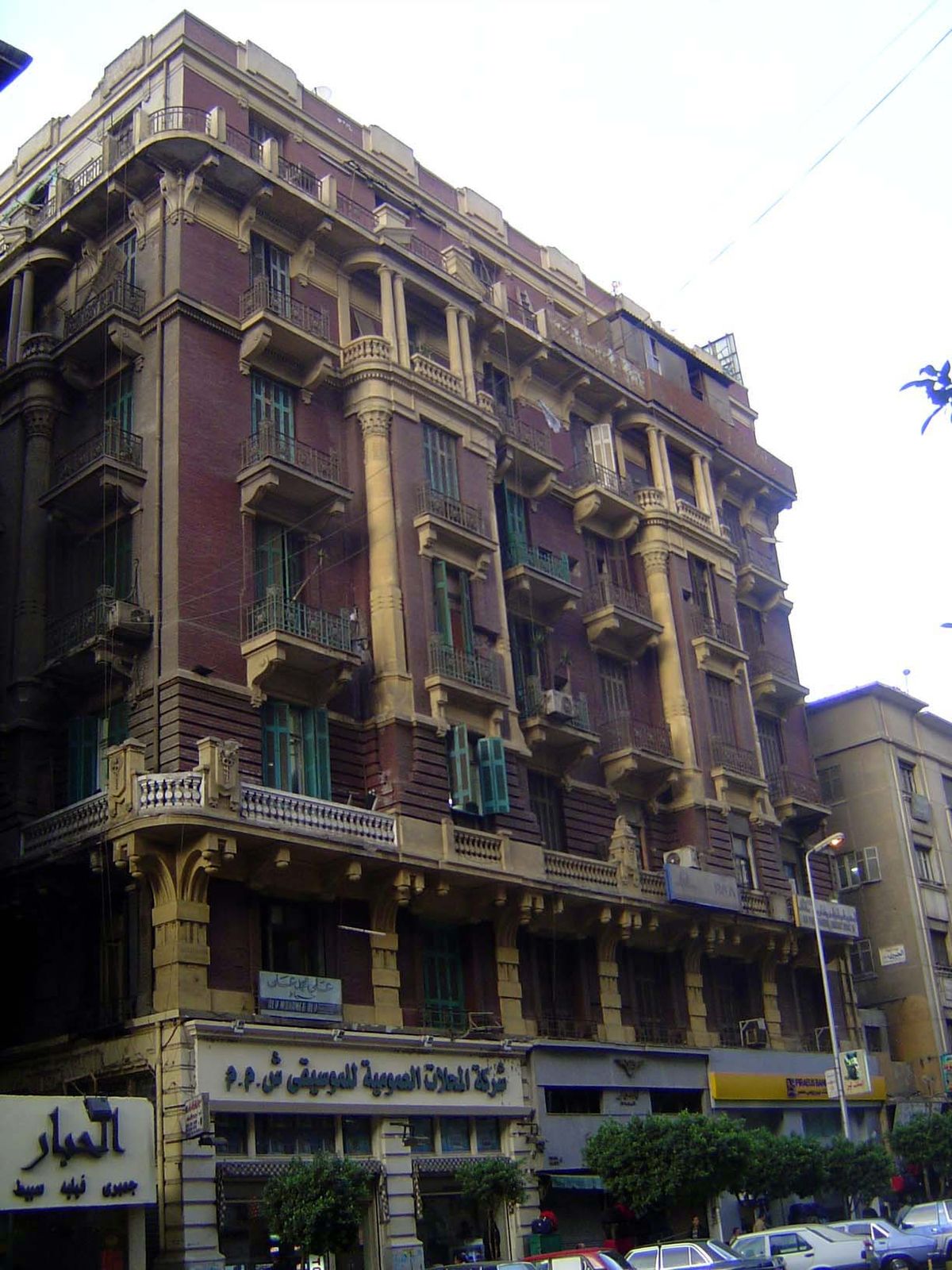 Next to the hotel is the former Calcutta Building, presumably built by Indian merchants or traders.