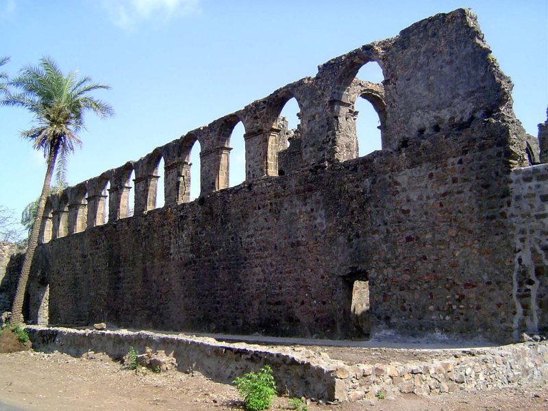 Wall of the very large Dominican Church of Sao Gonzalo, 1583.