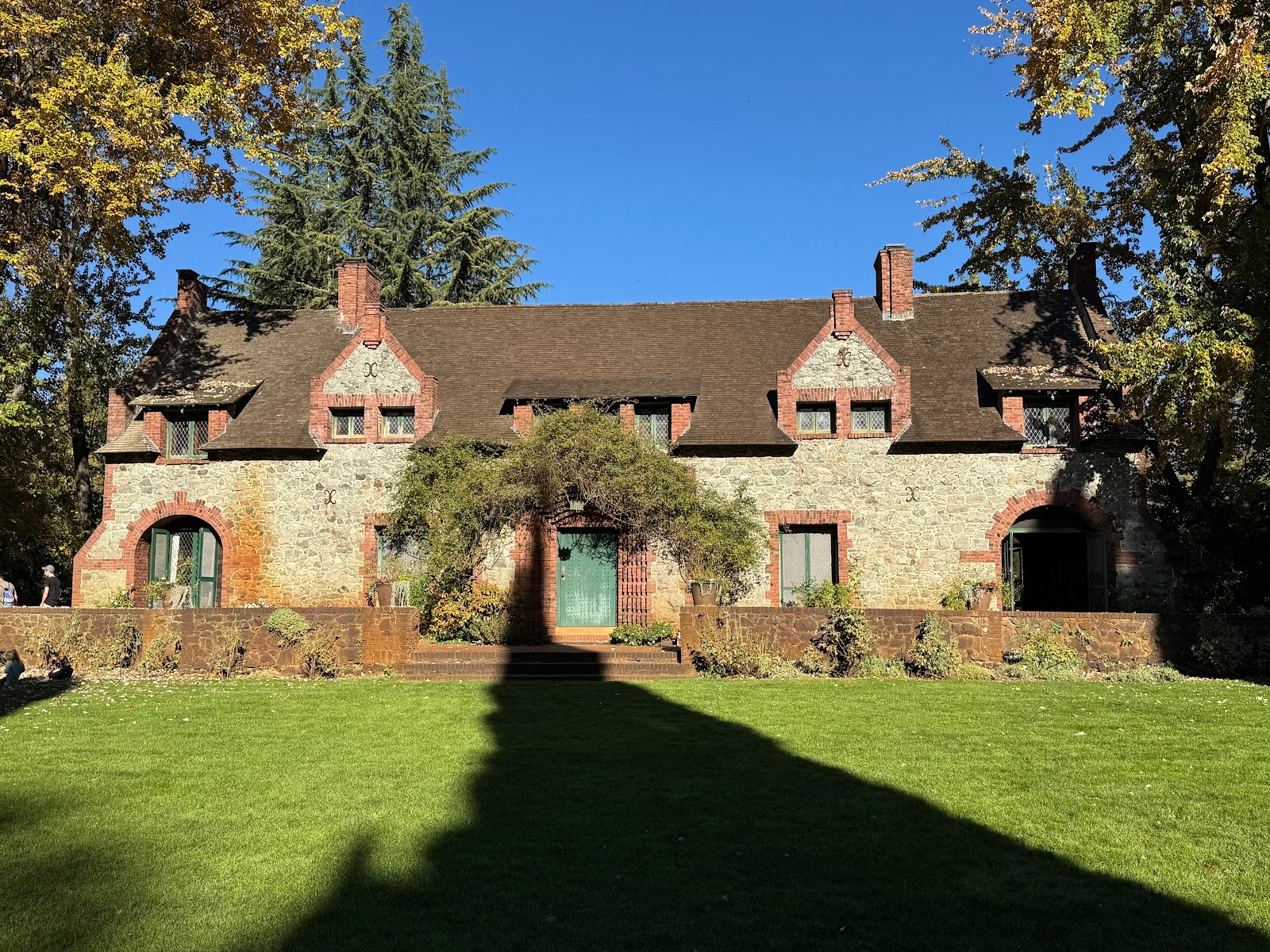 Those were the days when mansions were mansions and when a place like this was called a "cottage."  This one was built between Colfax and Gr