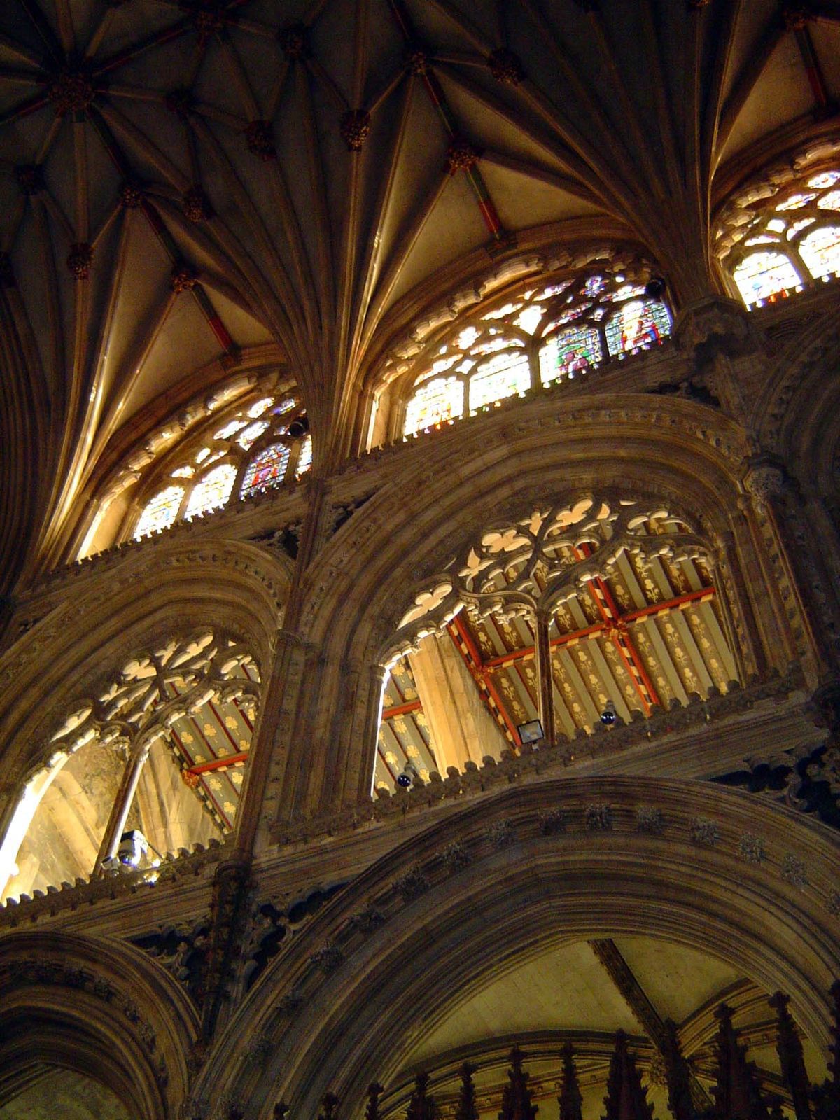 Buttresses can be seen through the choir vaults.