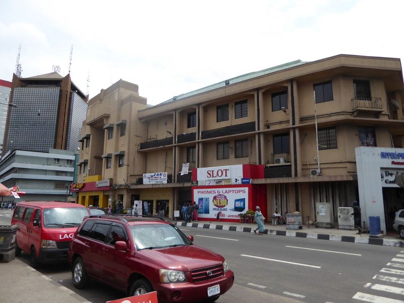 Among the UAC enterprises was a chain of department stores called Kingsway. The Lagos store, shown here, opened on Marina in 1948 and includ