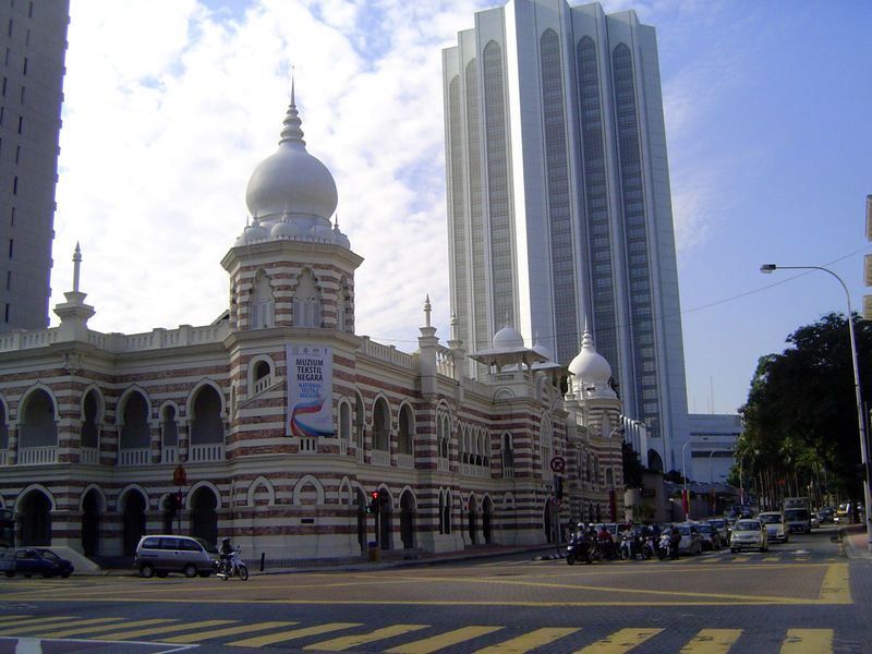 Here it is a bit closer. The railroad from Kuala Lumpur to the port at Klang opened in 1886 and by 1909 was part of a system stretching from
