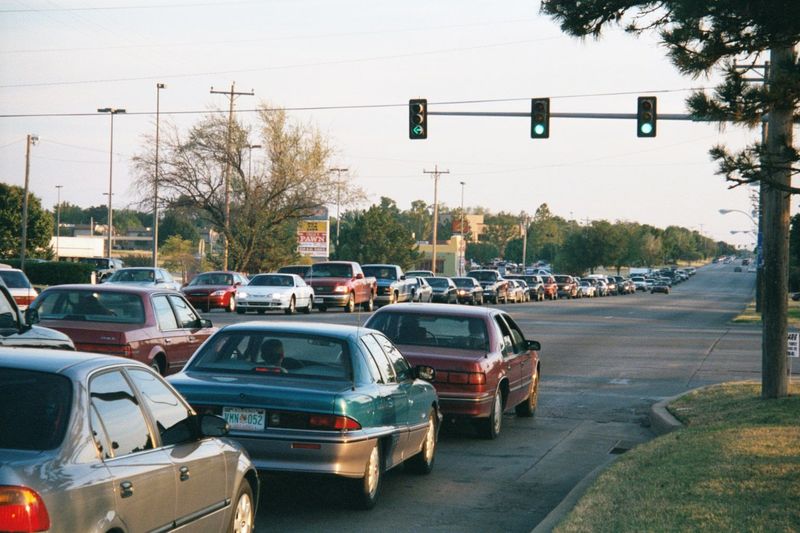 Now we're cookin. Lord knows, it took long enough. Full disclosure: traffic's not usually this bad. This picture was taken just after an OU 