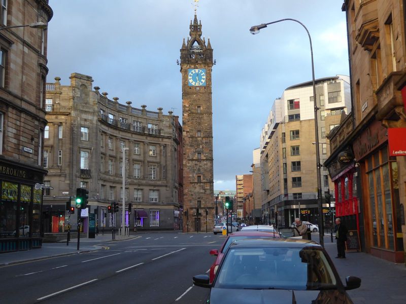 Another half click down High Street and we circumambulate the Tollboth Steeple Clock Tower, from 1626. This is Glasgow Cross, seen from the 