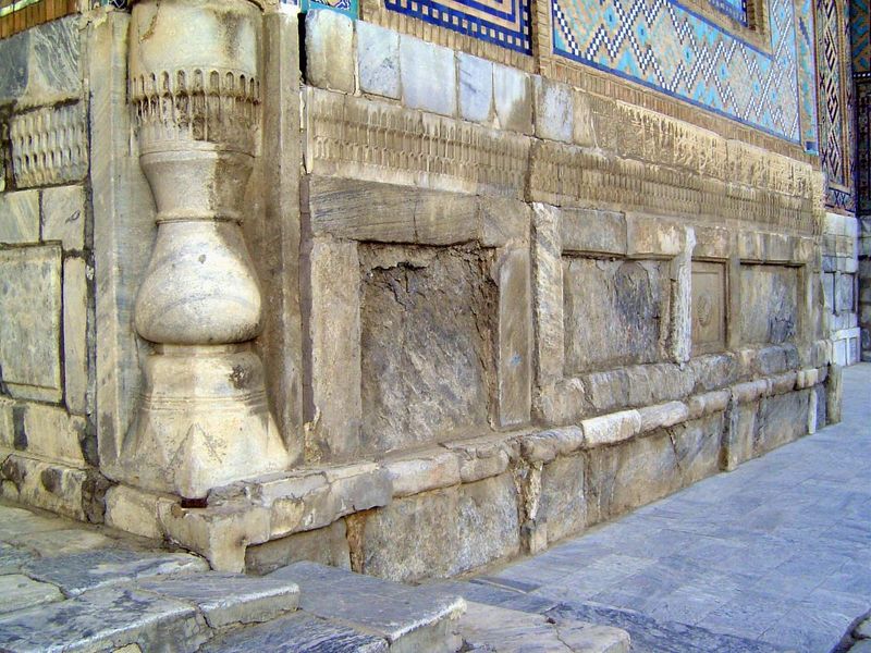 The base of the pishtaq or portal is original.