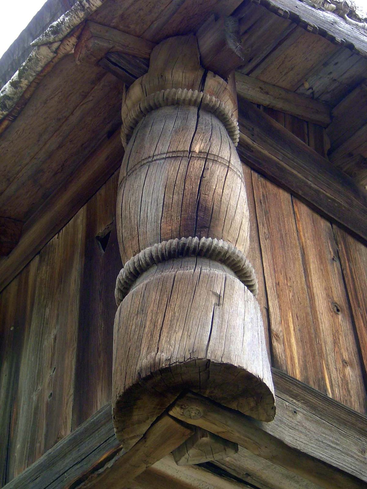 Exterior column, outrageously overbuilt from the viewpoint of forest conservation, yet, once built, next to eternal.