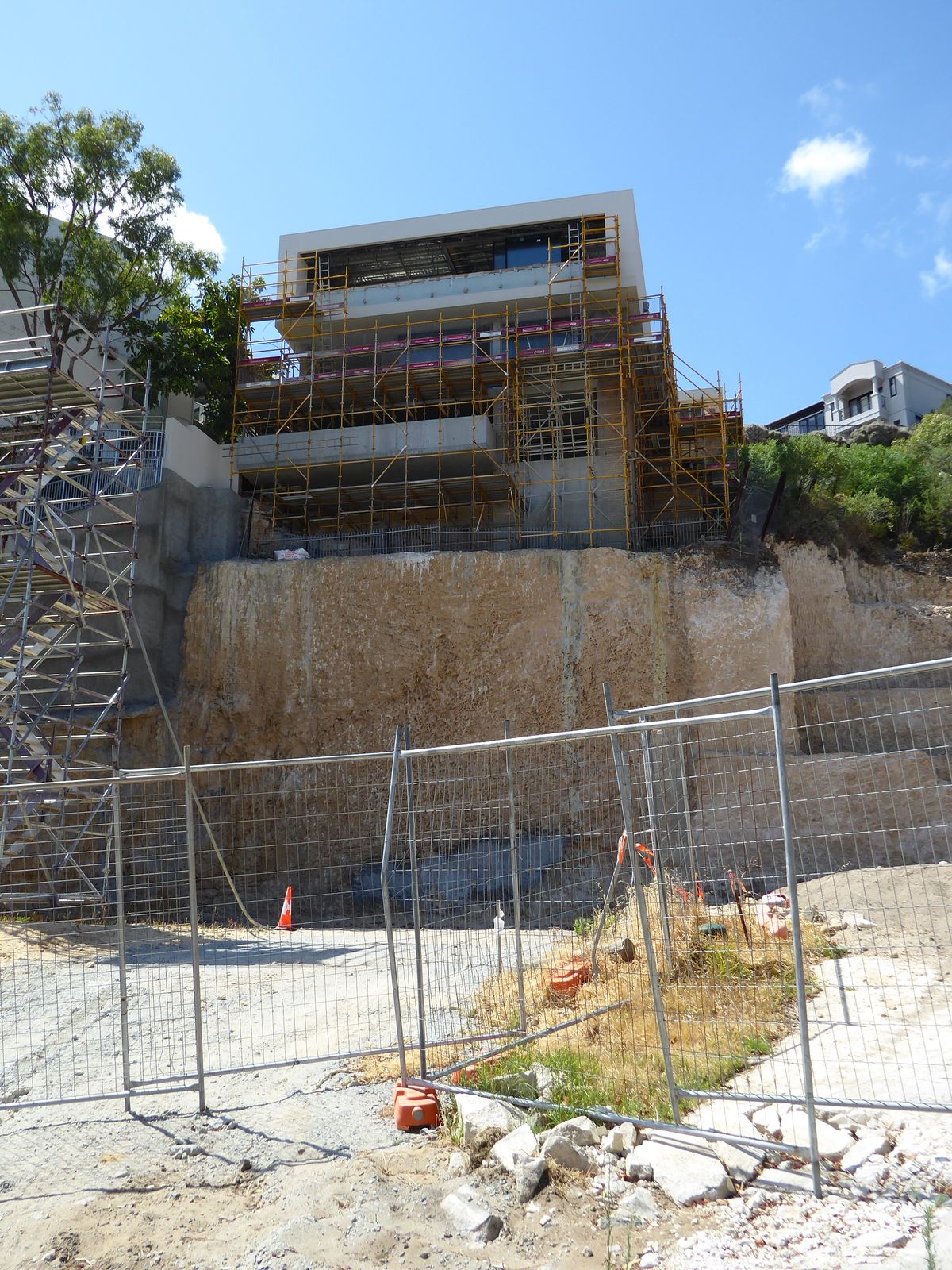 Topography is no obstacle here on the steep street called The Coombe. Price as of early 2016: A$3.79 million. An obliging agent volunteered 
