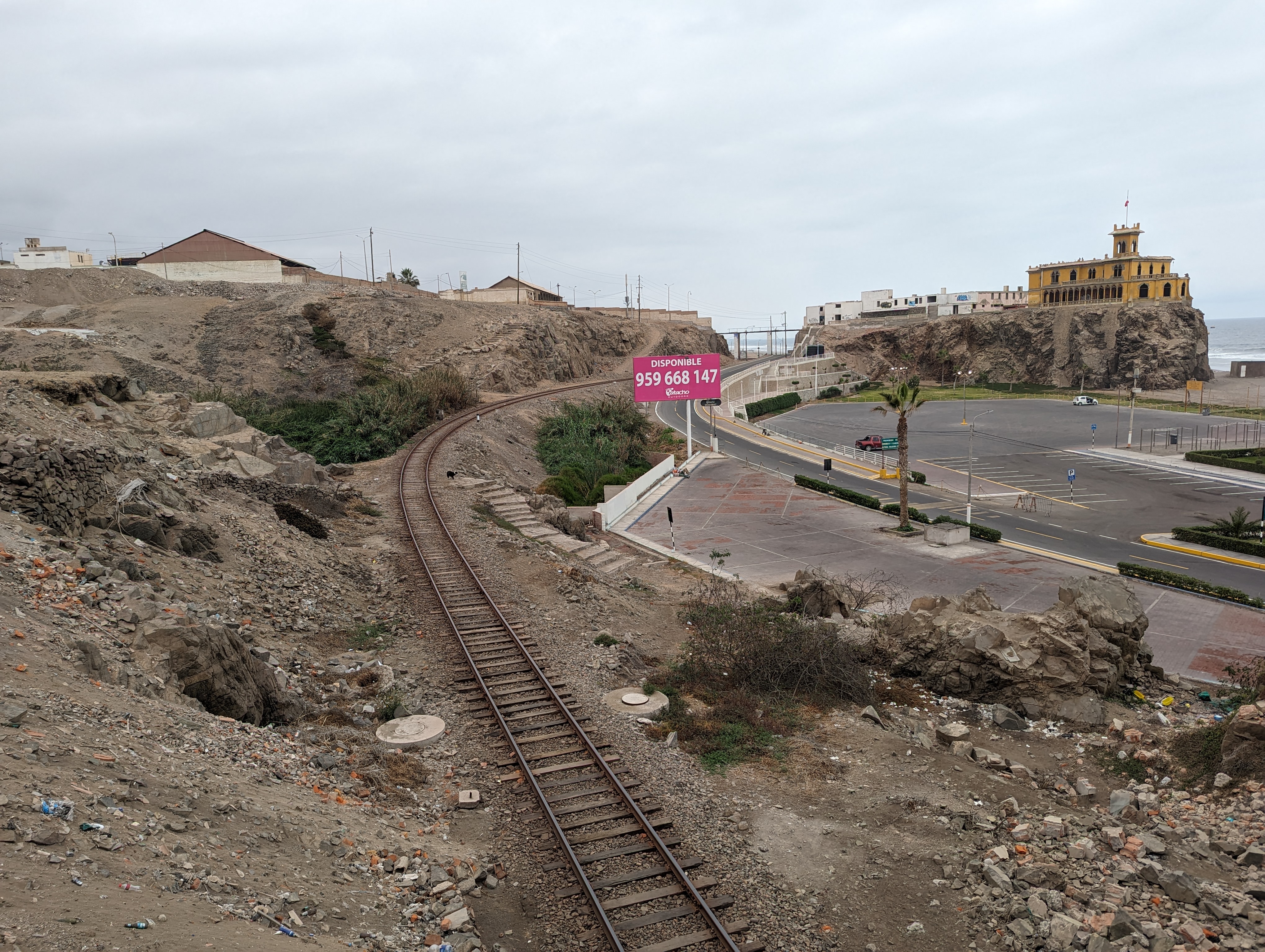 The track used to go south about 10 miles, looking for an easy path up the mountain front.  That line has been abandoned now, but this bit s