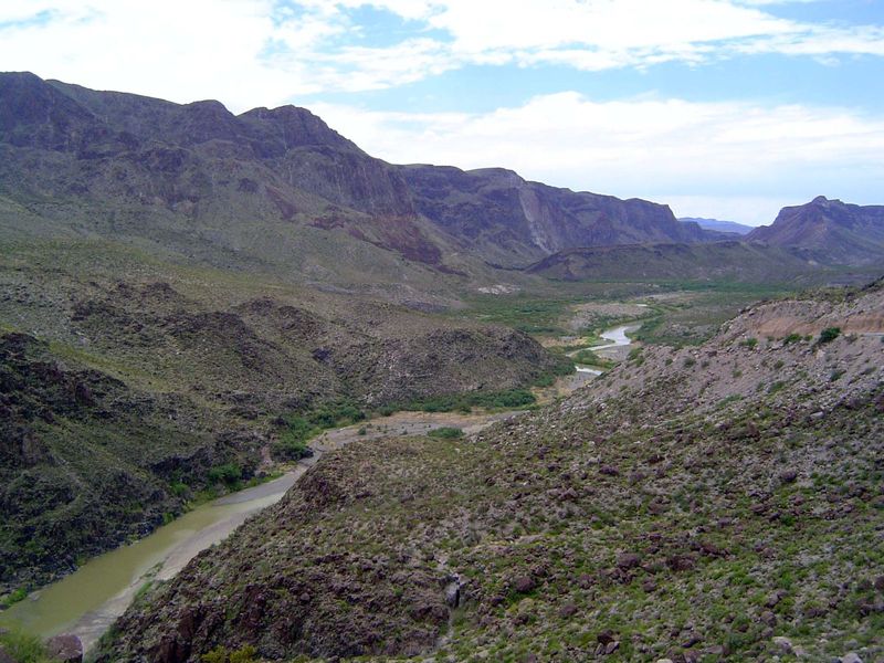 Not a trace of the 400 million people who straddle this border.