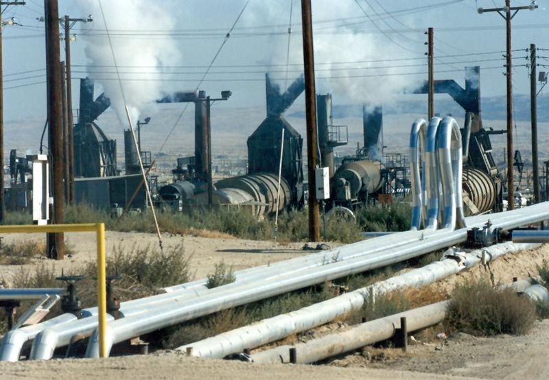 Steam generators and distribution lines. It's a bit reminiscent of early 19th century paintings of industrial hellscapes.