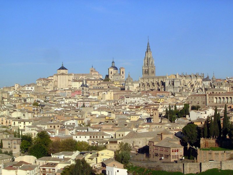 A zoomed image of the city seen from the hills south of the river. The octagonal tower on the left is the Chapel of Santa Catalina; the blac