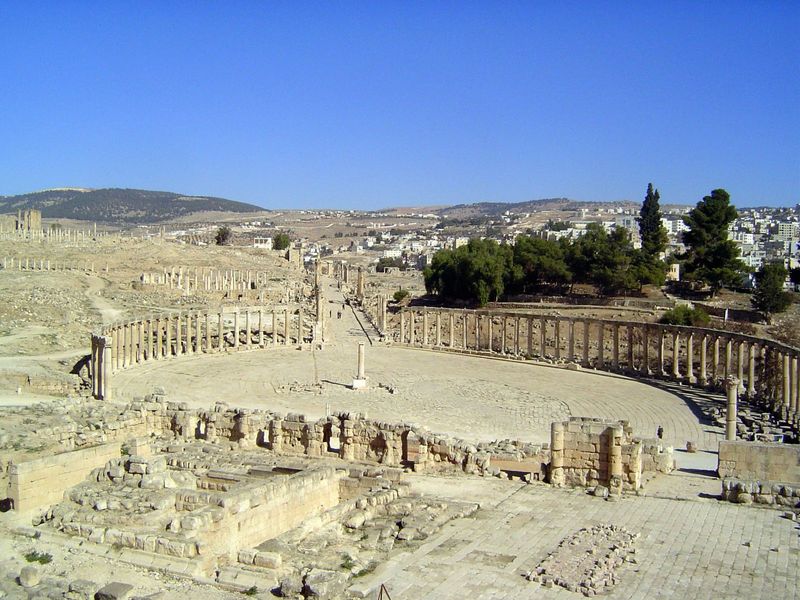 From the Temple of Zeus, there's a fine view of the oval-shaped forum as well as the 800-meter-long cardo, or prime meridian that leads nort
