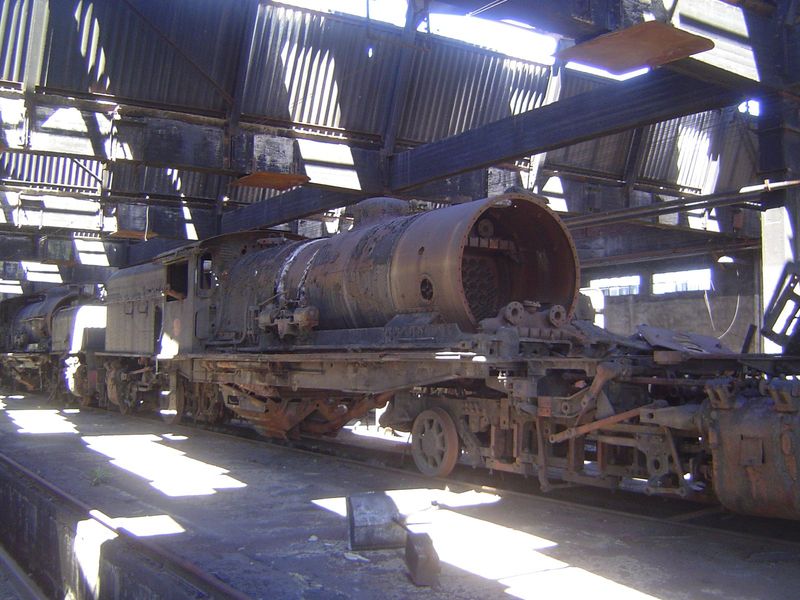 Most of the Garratt locomotives are no longer operable. This one's been cannibalized.