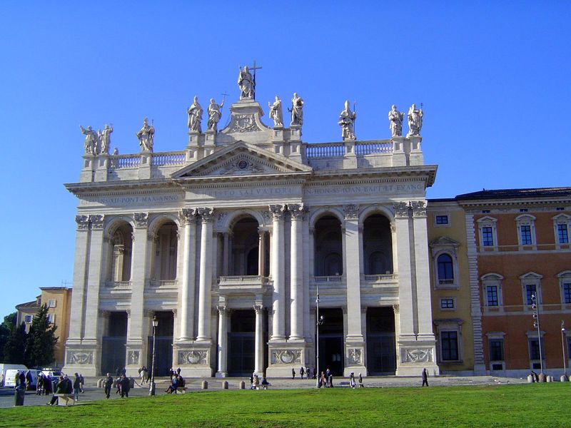 Back to the shoebox, in this case wrapped to kill. This is the facade of San Giovanni in Laterano. Stefan Grundmann's very useful The Archit