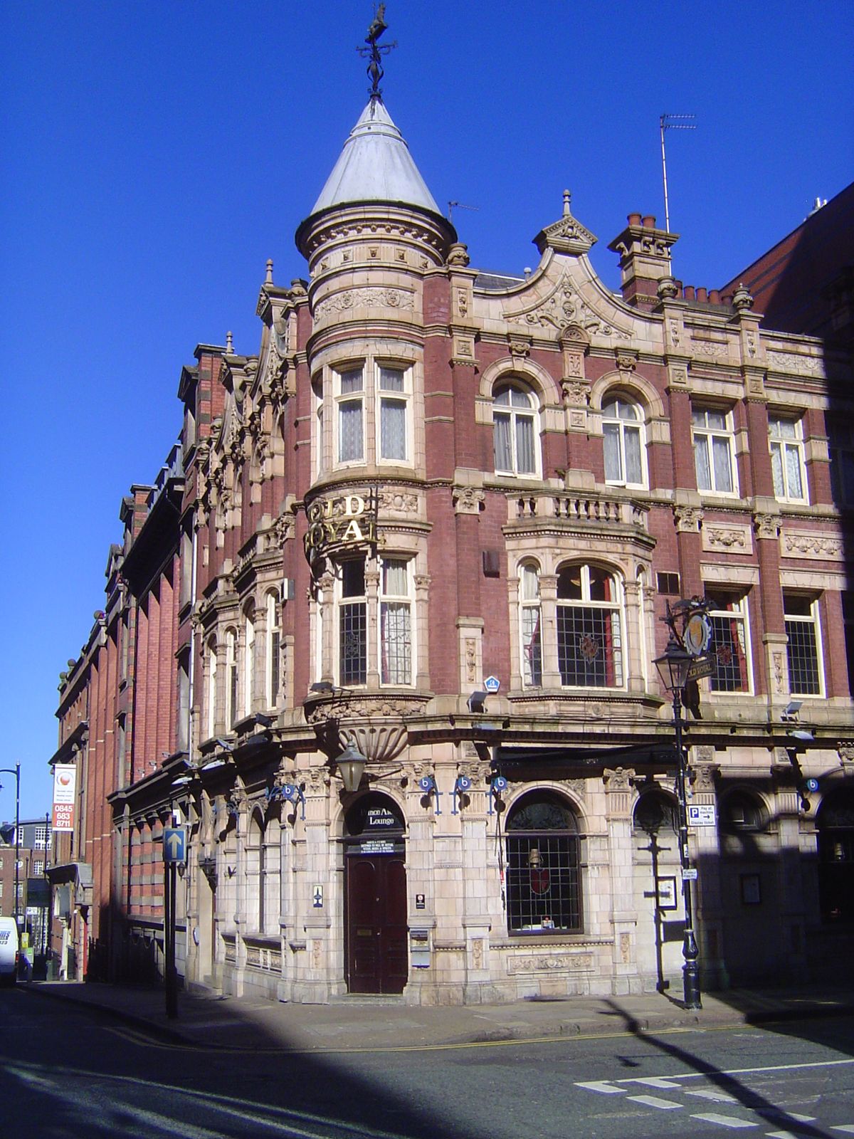 The lookalike Old Royal, originally the Red Lion, 1900.