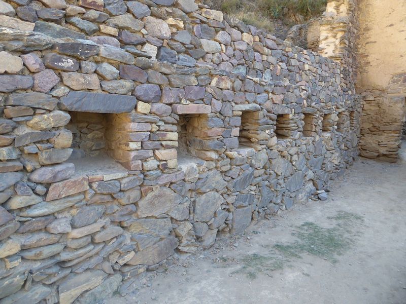 More pirka, here forming the walls of buildings behind the unfinished temple. They're part of a so-called residential quarter—a charmingly v