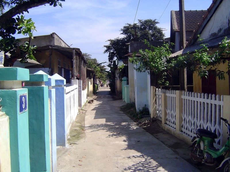 Streets and alleys are neatly gridded.