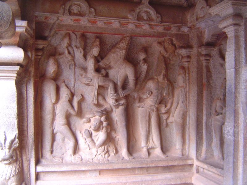 Here's the mandapa panel which gives the temple its name. Vishnu in his boar incarnation gently lifts the earth goddess from the great flood