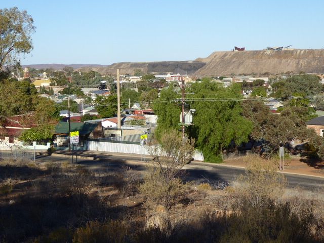 We're back on the Block 10 Lookout, with a view from approximately the north end of the Line of Lode, at the left, to the central part, atop