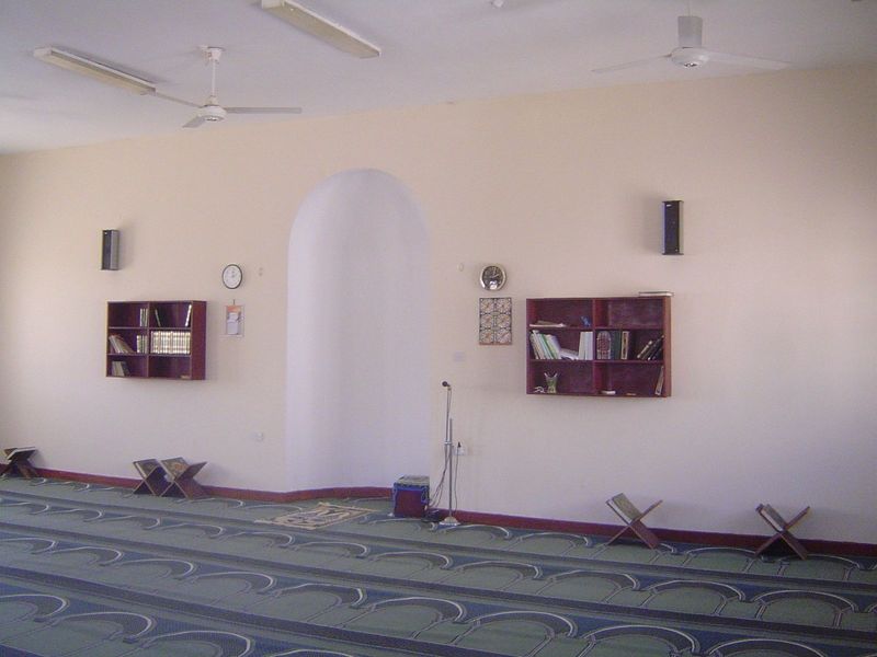 Hang onto the bareness of this mosque so you can compare it with one coming up in the next file.