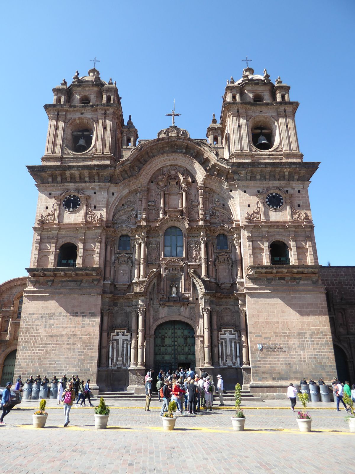 The minute you see mortar, think Spanish. The Inca used it only on casual stuff.

Do the police make you feel safer?
