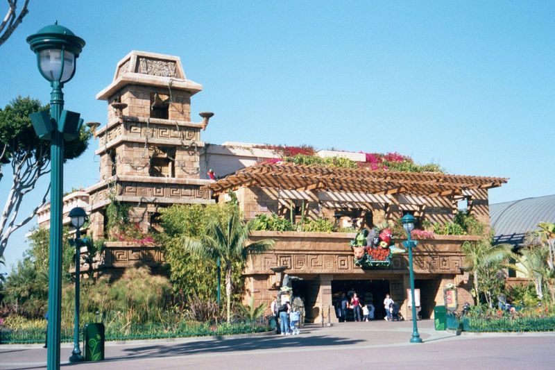 Disneyland is 10 miles east of Signal Hill. Here, on the west side of the park, is the new Downtown Disney, opened in 2001 and cousin to a l