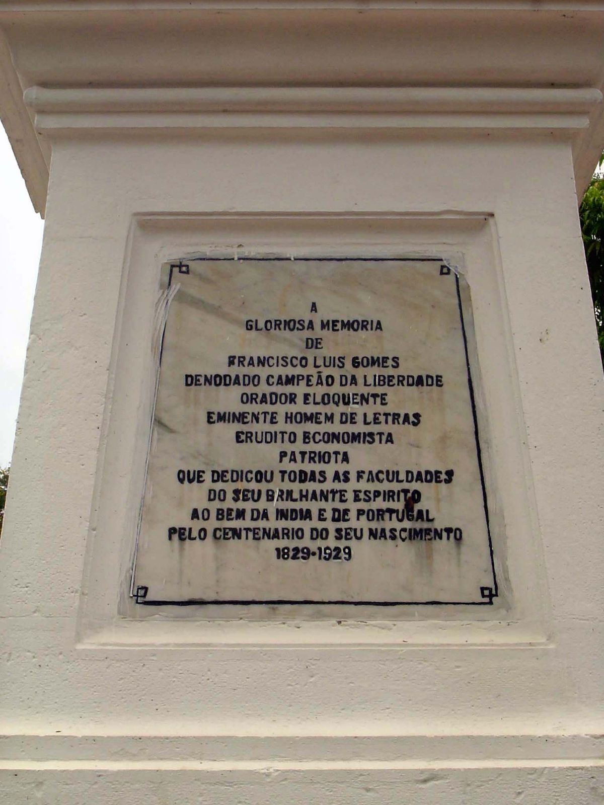 The one obvious omission from the accolades was Gomes' membership of the Cortes or parliament in Lisbon.