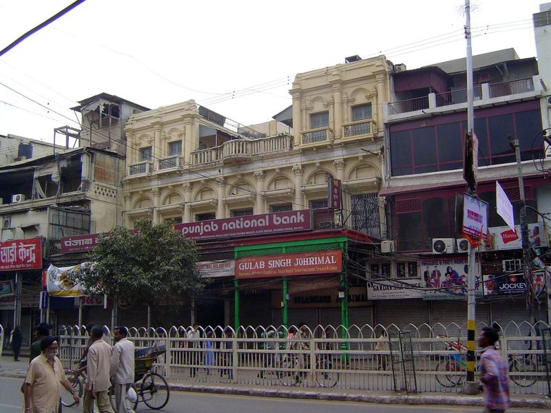 There are only a few buildings along the street that ever saw an architect.