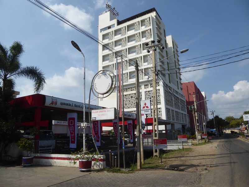 That was certainly the case with this hotel, owned by an overseas Tamil but managed by a Sinhalese company Jetwing. Just beyond the hotel is
