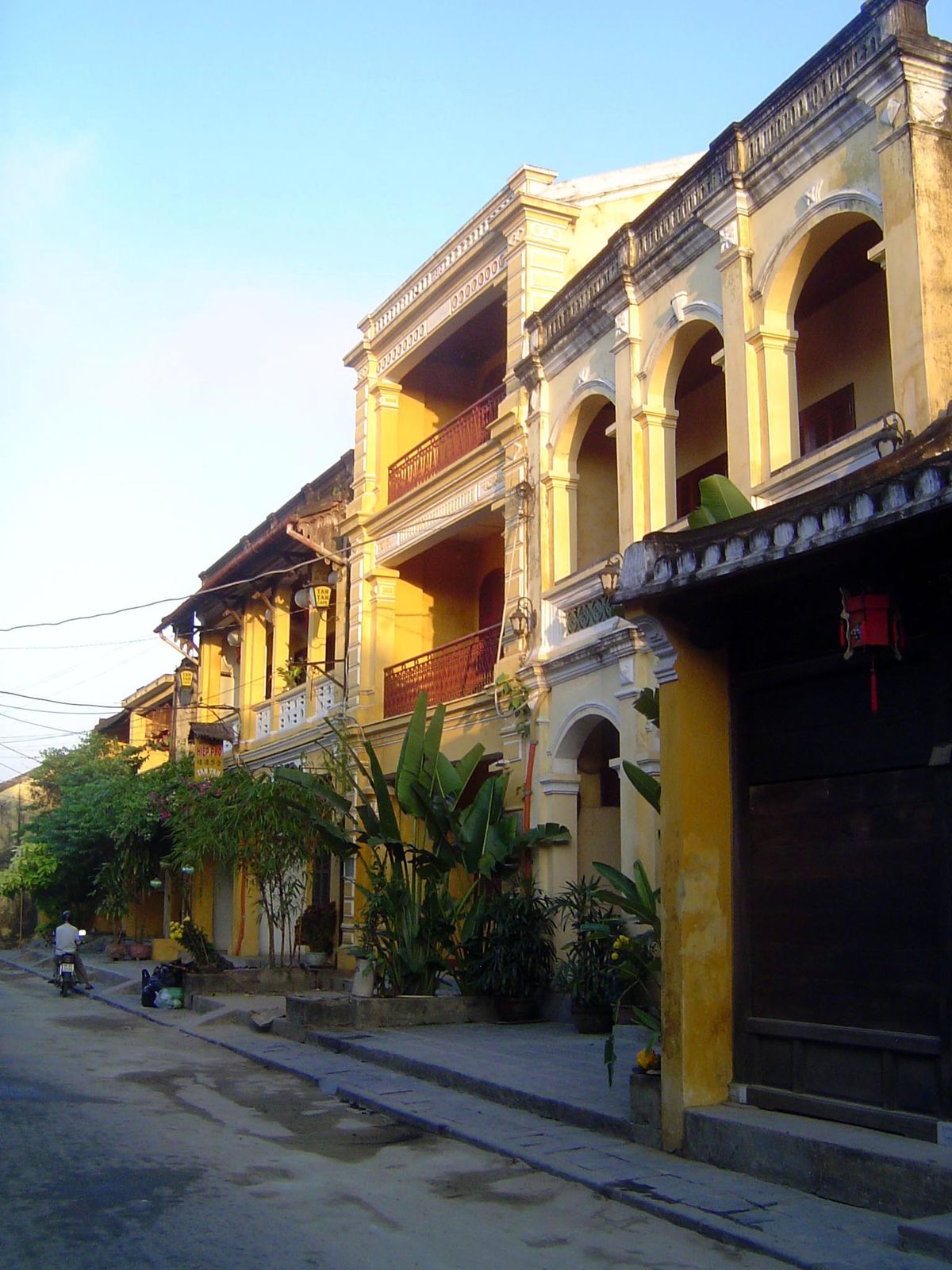 Three stories, about as imposing as any of the old private buildings in Hoi An.