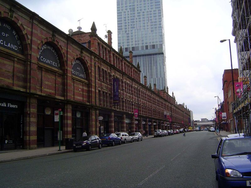 Built in 1898, the warehouse has the longest Victorian facade in England, but it wasn't just big: it was extraordinarily innovative, with a 